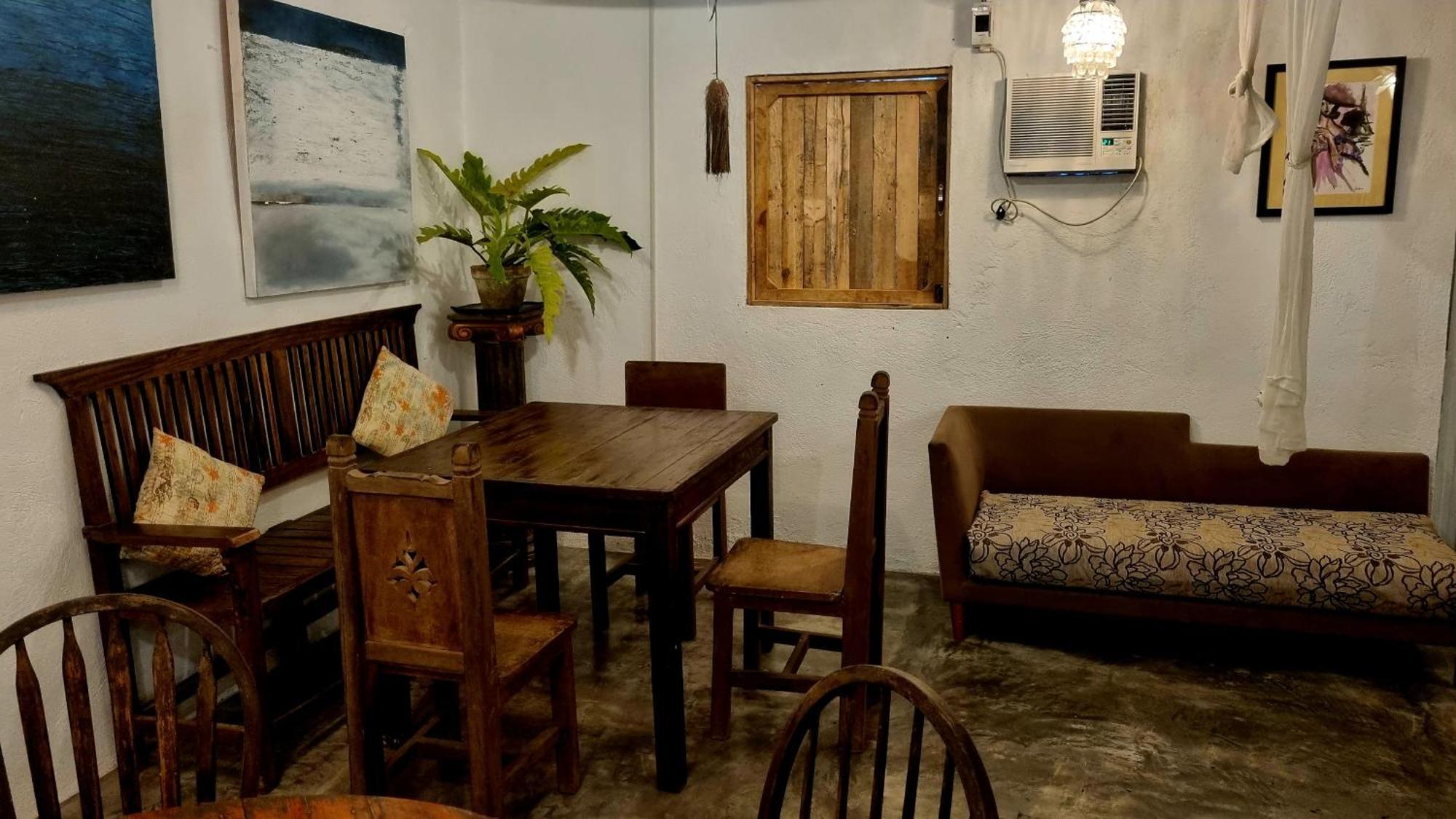 Marius B&B & Hostel Silang ภายนอก รูปภาพ