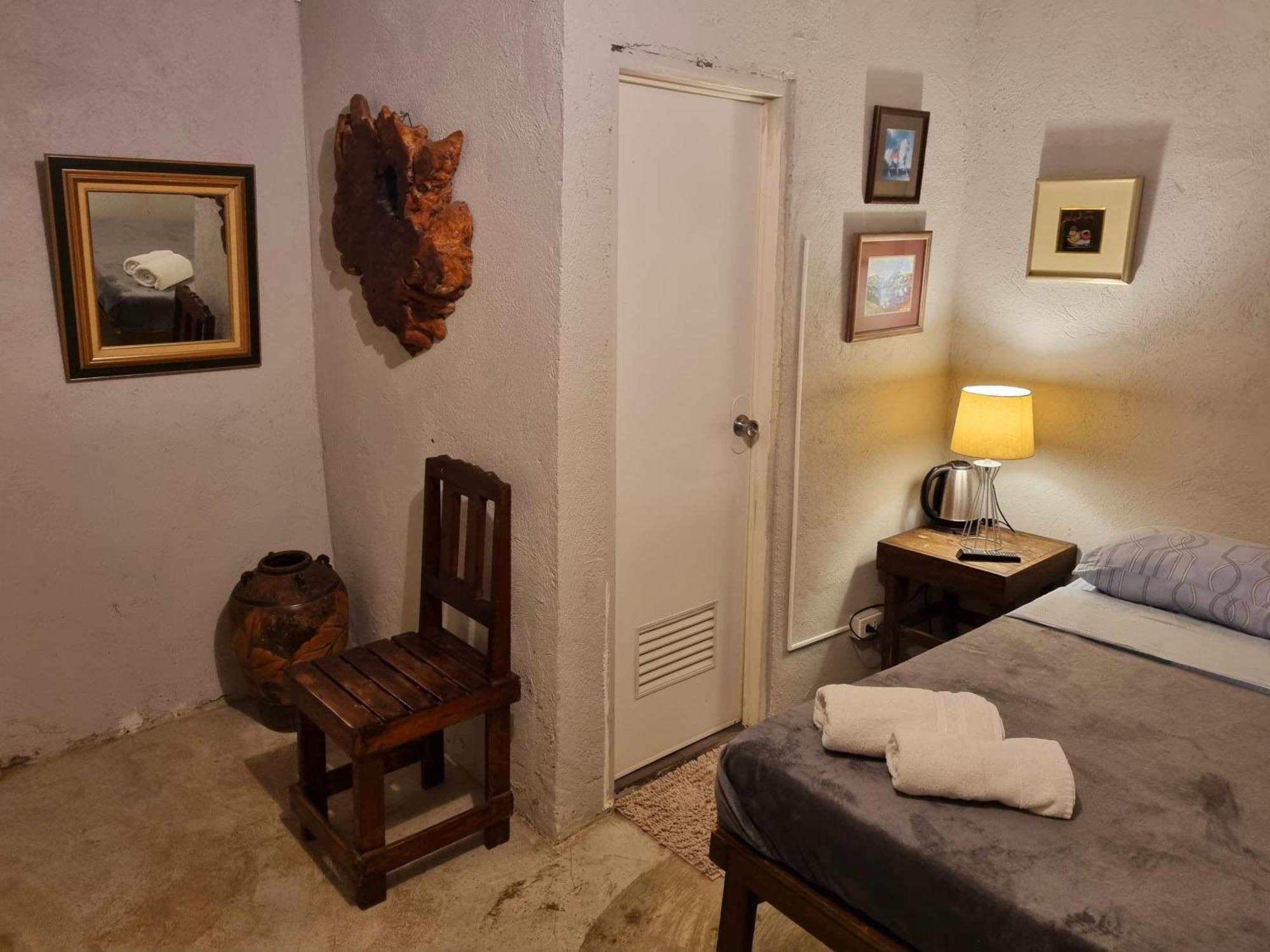 Marius B&B & Hostel Silang ภายนอก รูปภาพ