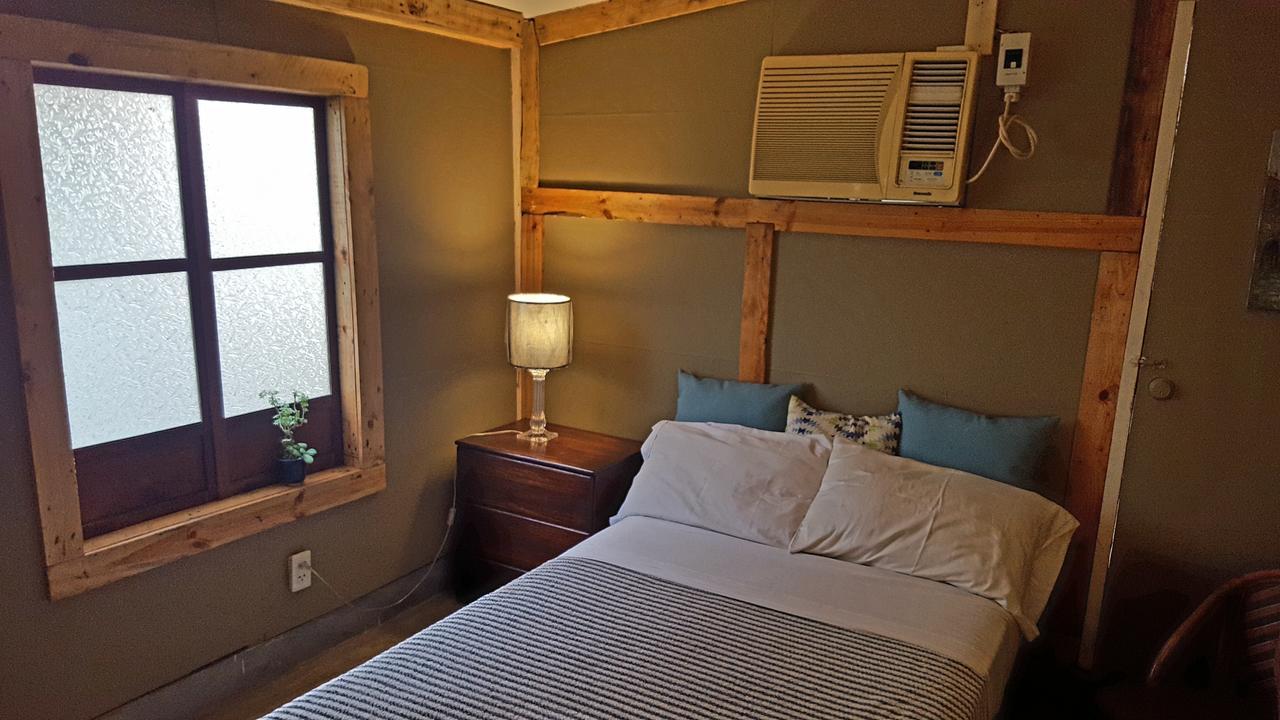 Marius B&B & Hostel Silang ภายนอก รูปภาพ