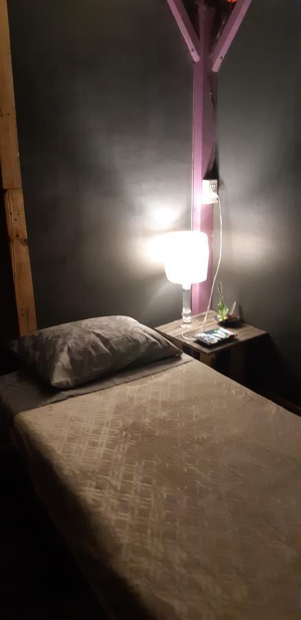 Marius B&B & Hostel Silang ภายนอก รูปภาพ