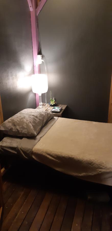 Marius B&B & Hostel Silang ภายนอก รูปภาพ